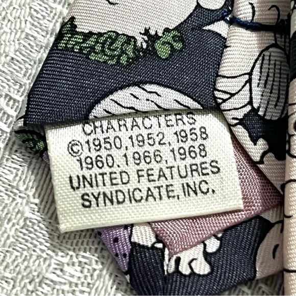 Vintage Snoopy/Peanuts Characters Print 1968 Cervantes Silk Tie Blue Grey/Purple